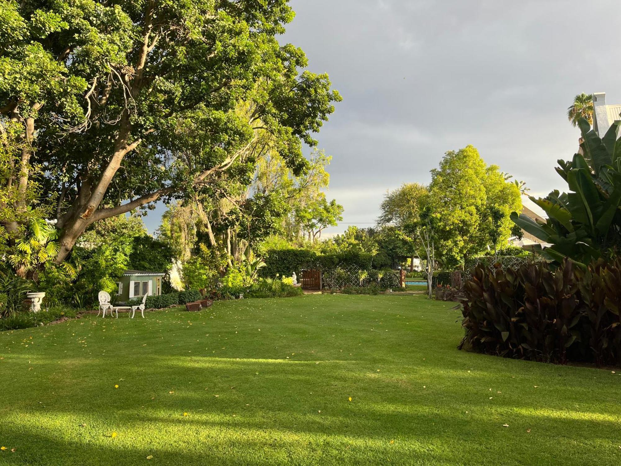 La Pension Guest House Oudtshoorn Exterior foto